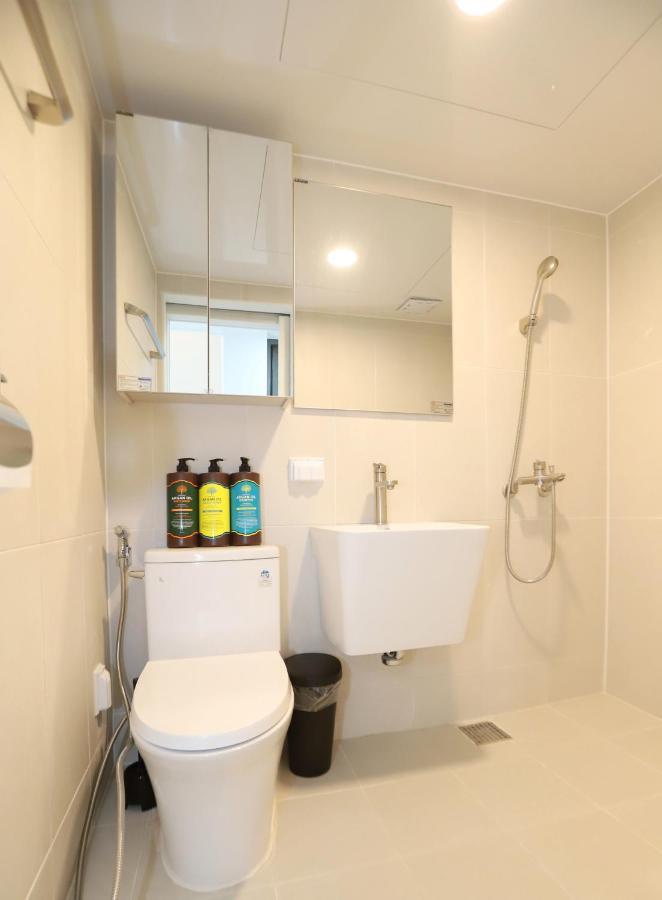 Apartment J Garden Myeongdong Station Seoel Buitenkant foto