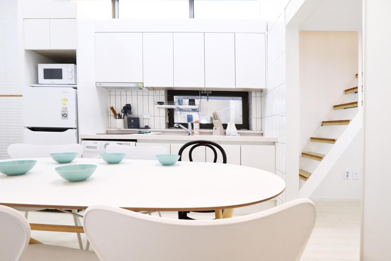 Apartment J Garden Myeongdong Station Seoel Buitenkant foto